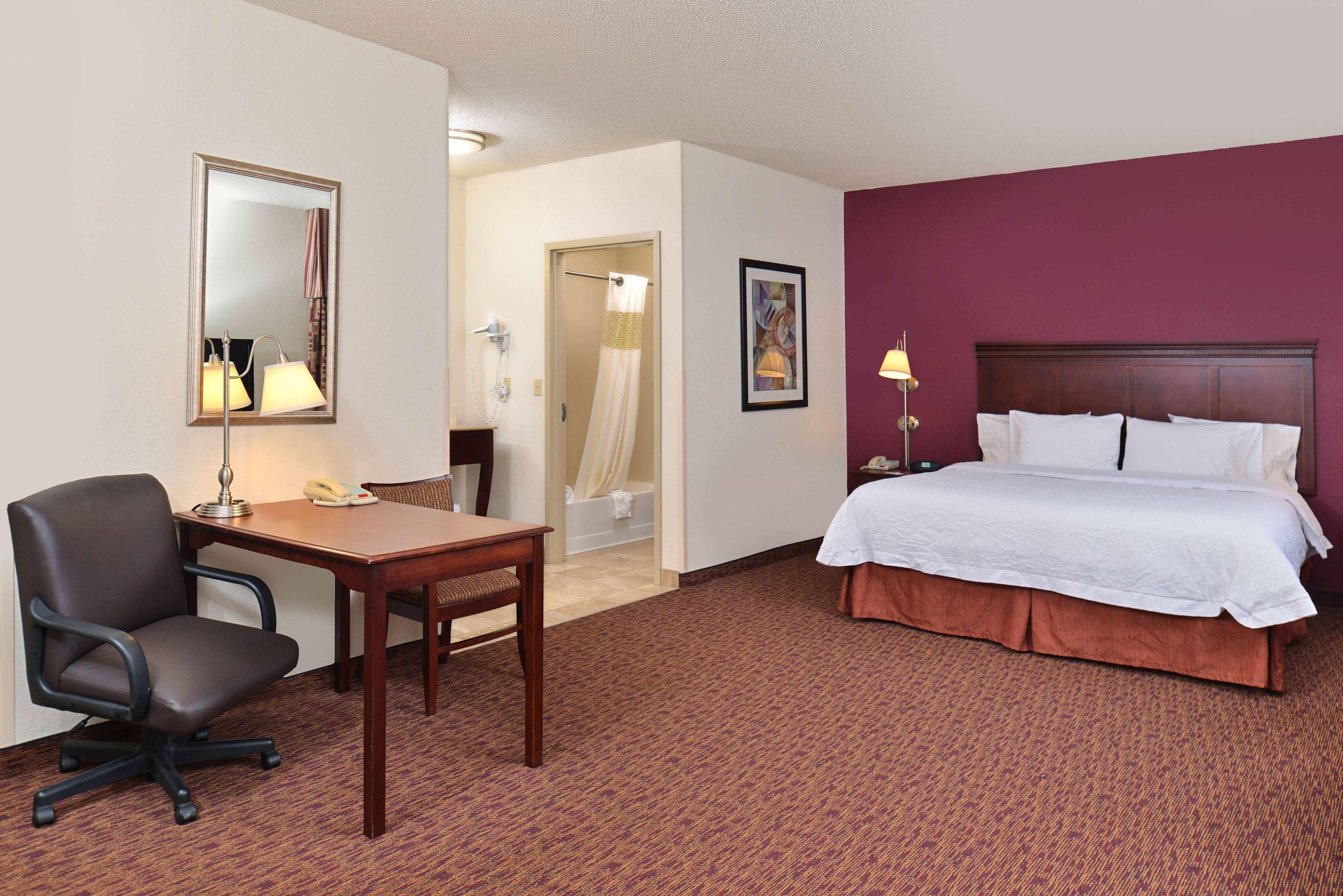 Hampton Inn & Suites Muncie Εξωτερικό φωτογραφία