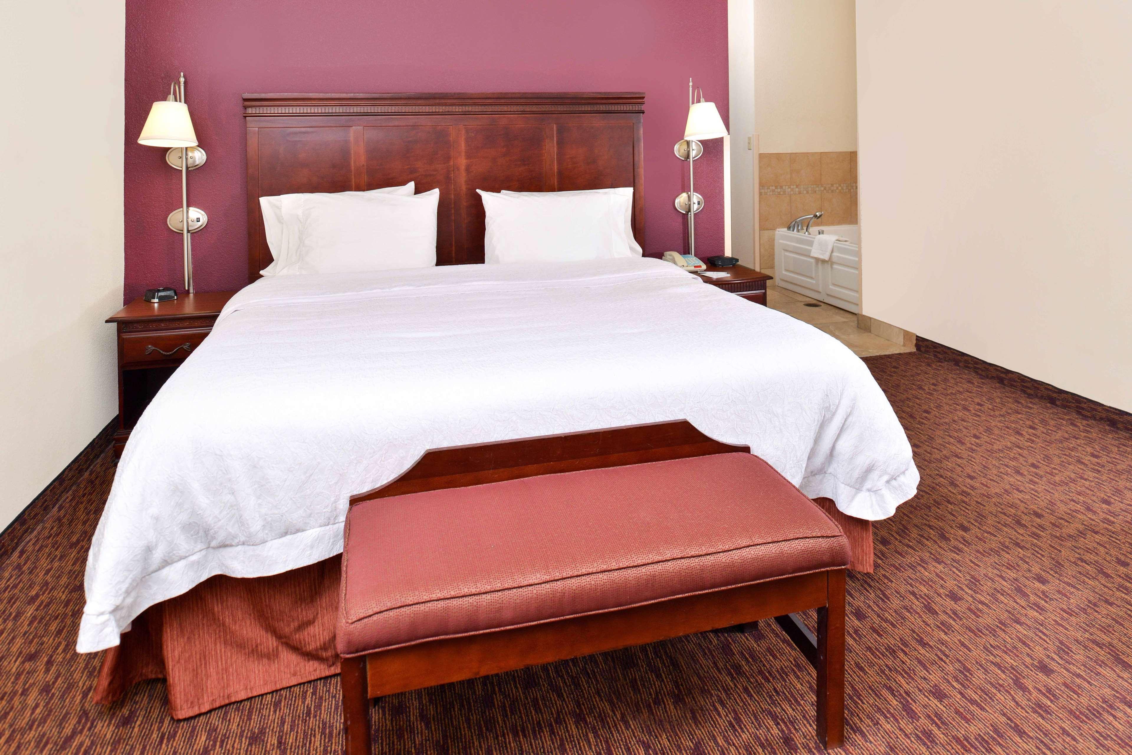 Hampton Inn & Suites Muncie Εξωτερικό φωτογραφία