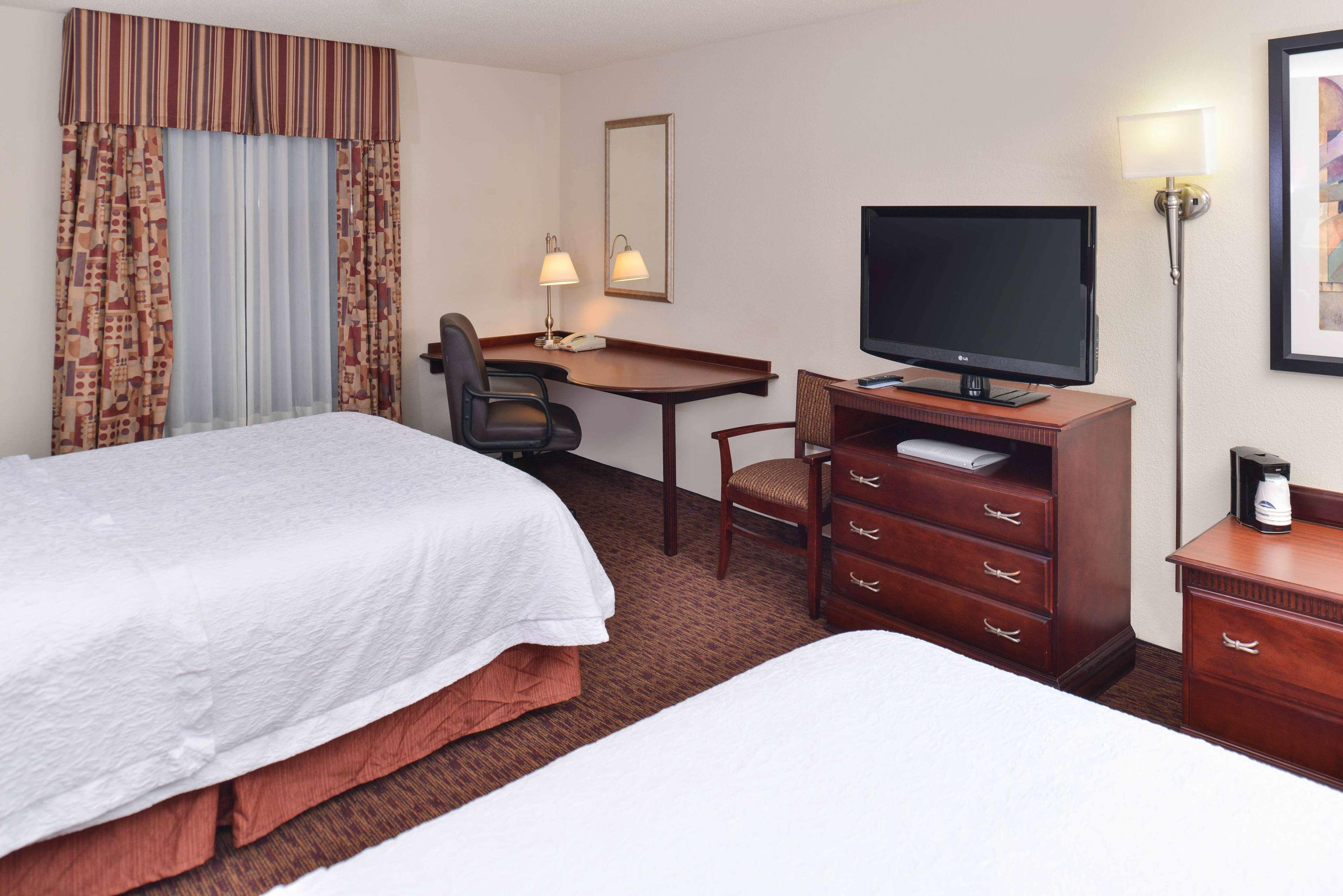 Hampton Inn & Suites Muncie Εξωτερικό φωτογραφία