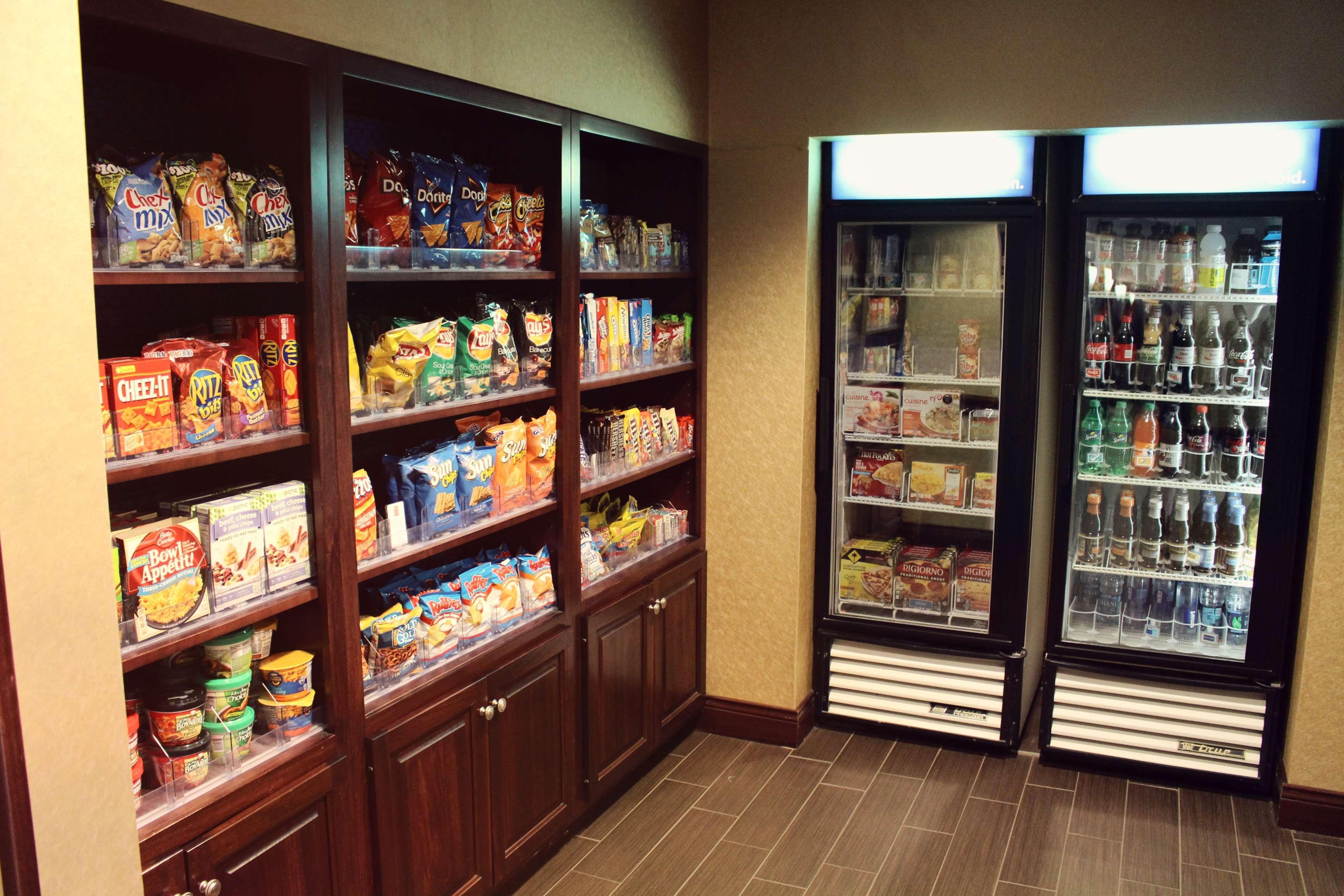 Hampton Inn & Suites Muncie Εξωτερικό φωτογραφία