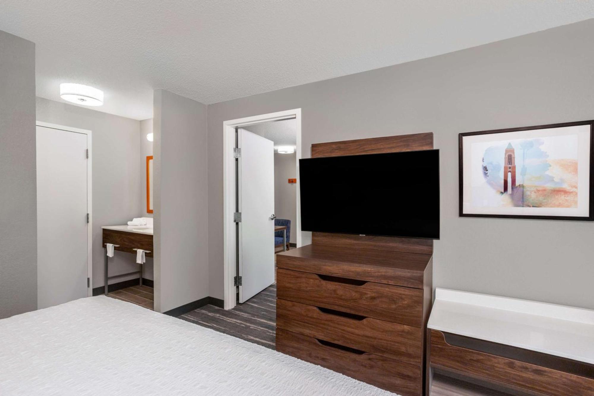 Hampton Inn & Suites Muncie Εξωτερικό φωτογραφία