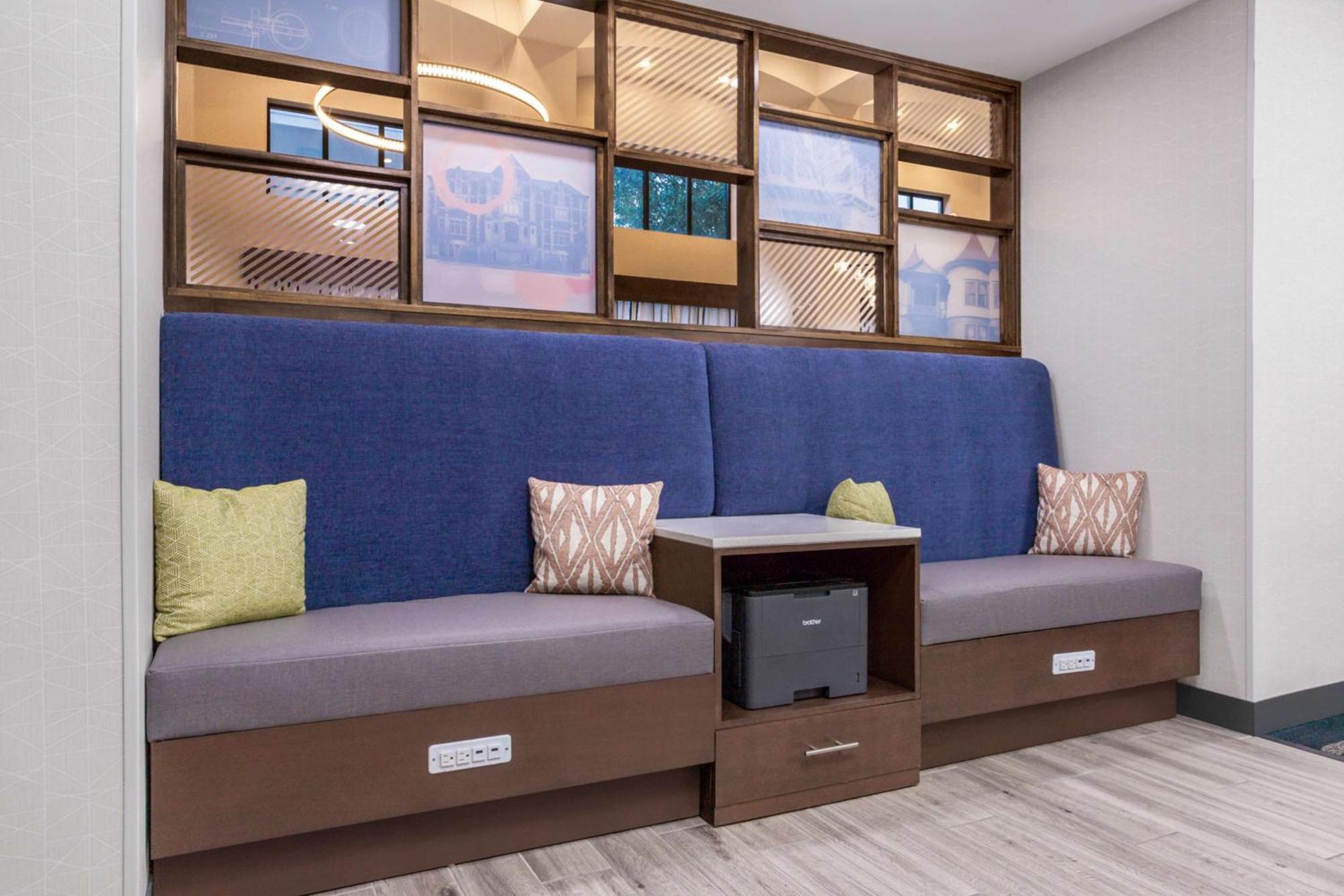 Hampton Inn & Suites Muncie Εξωτερικό φωτογραφία