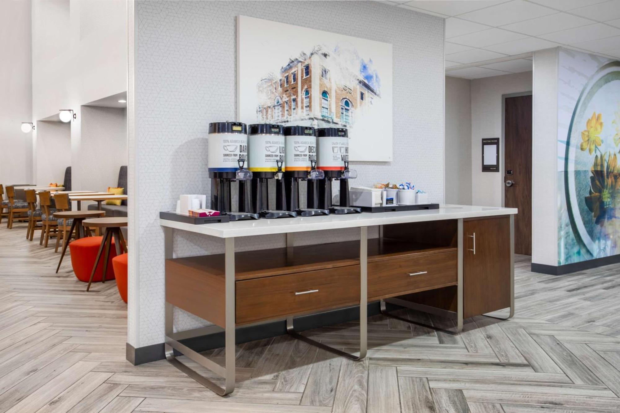 Hampton Inn & Suites Muncie Εξωτερικό φωτογραφία