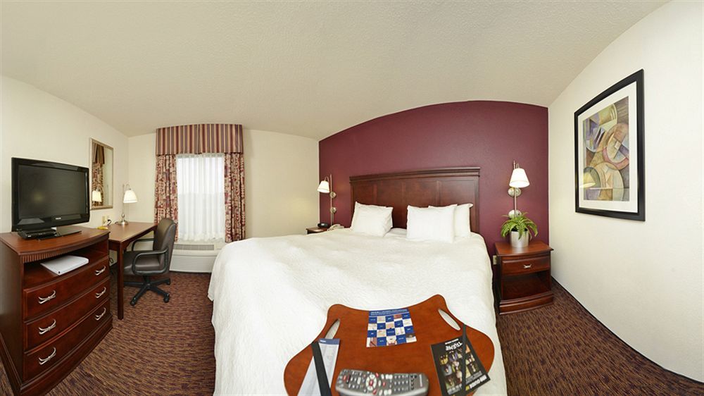 Hampton Inn & Suites Muncie Εξωτερικό φωτογραφία